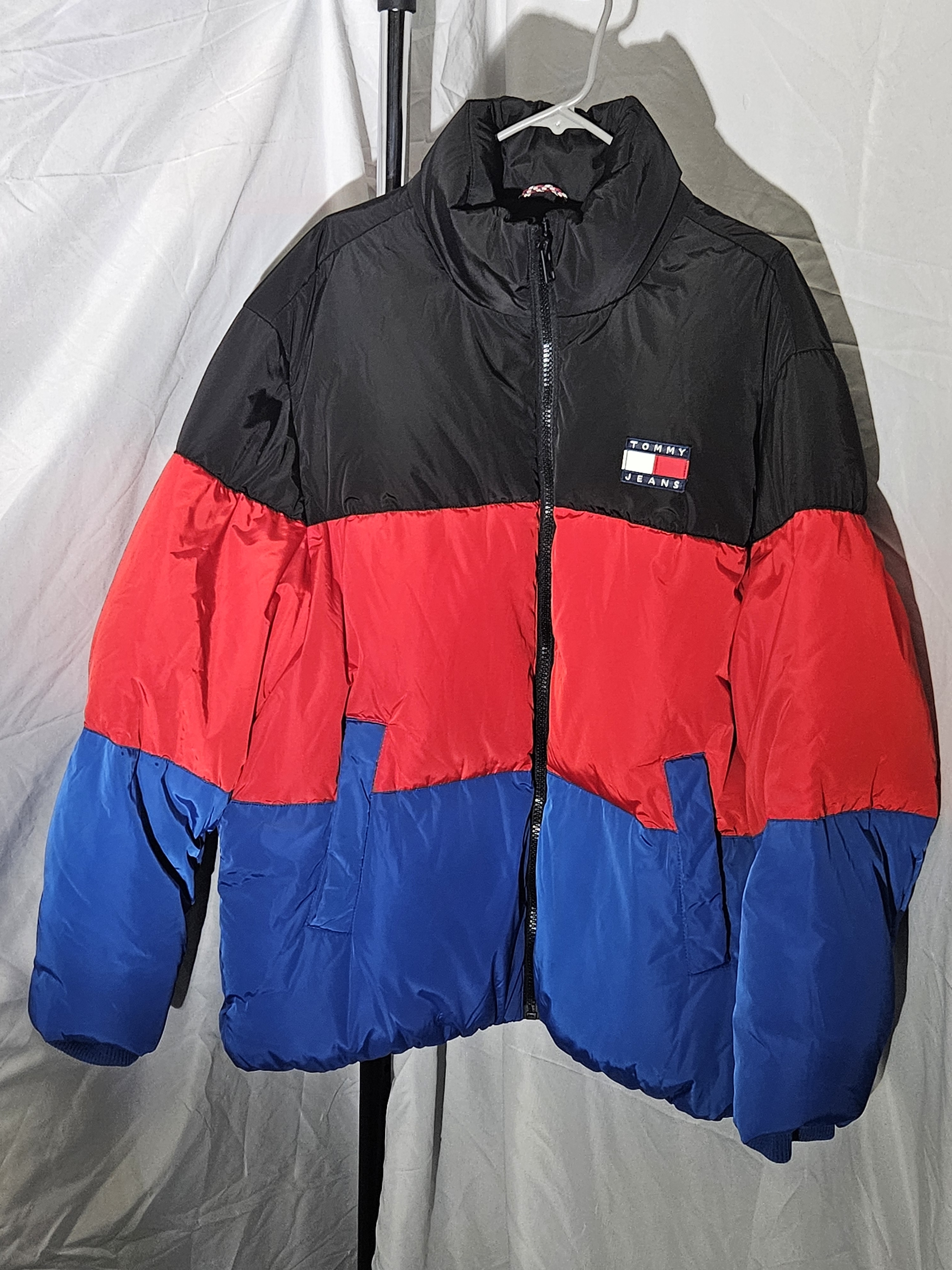 Tommy Hilfiger Black Red Blue Colorblock Puffer Jacket